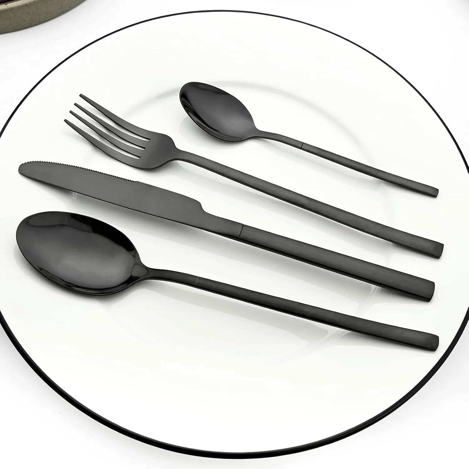 24-Piece Mirror Black Flatware Set, 18/0 Stainless Steel Cutlery Set Service for 6, Tableware Utensils Include Knife Fork Spoon and Teaspoon, Dishwasher Safe