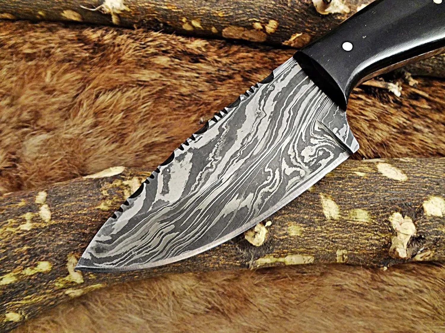 7.5" Long Damascus Steel Hand Forged Compact Skinning Knife, 4" Drop Point Full Tang Blade, 2 Tone Dollar Wood Scale, Cow Hide Leather Sheath