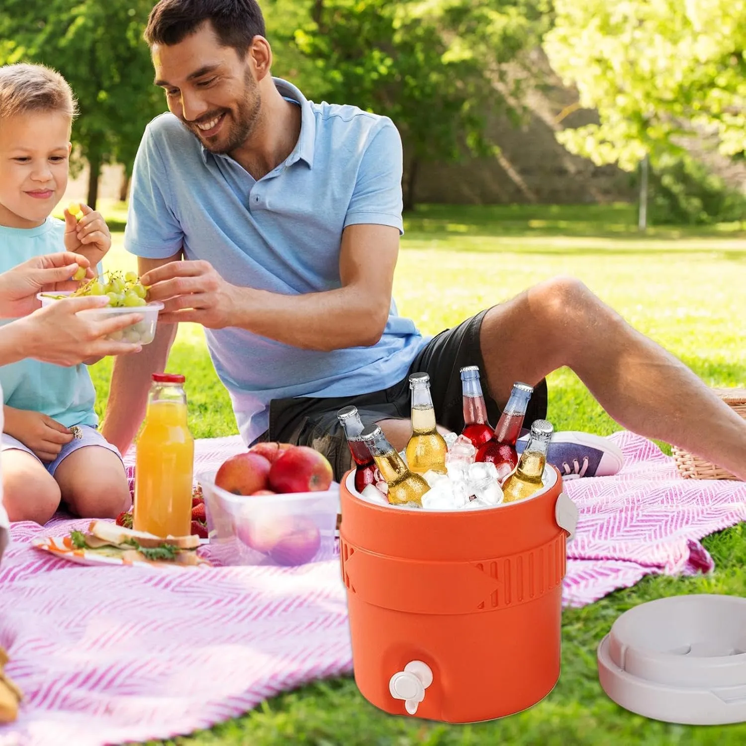 Ice Water Dispenser - Camping Cooler | 3.8L Insulated Drink Dispenser with 24-Hour Cold Retention, Portable Beverage Server for Outdoor Events, Picnics & Beach Parties, Serveware for Water,
